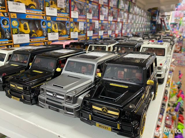 Моделька инерционная Мерседес внедорожник Брабус