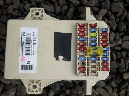 Салонный блок предохранителей Hyundai I30