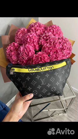 Сумка на пояс Louis Vuitton