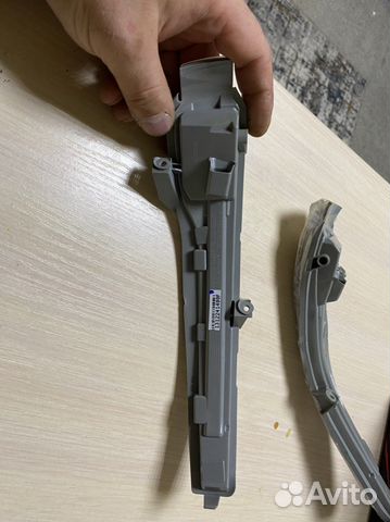 Повторитель поворота левый и правый mercedes w 205