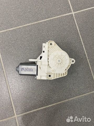 Моторчик стеклоподъемника ауди/ порш каен