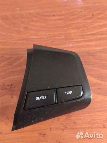 Кнопка переключения на руле