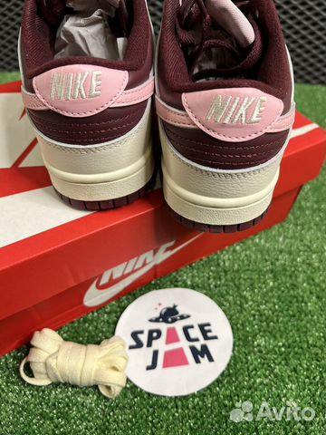 Nike Dunk Valentine’s Day (wmns )