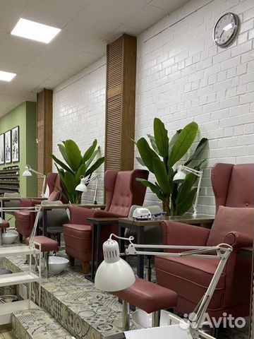 Мастер маникюра и педикюра