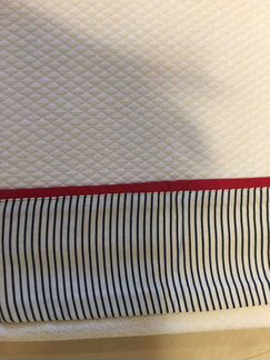 Покрывало на 2 х спальную кровать и две наволочки