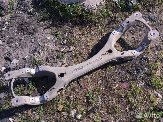 Балка задняя Audi Q7