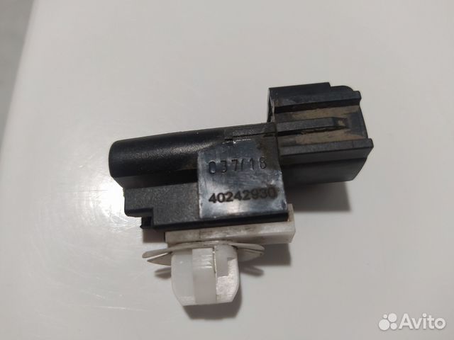 Датчик температуры воздуха Suzuki Vitara