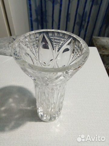 Ваза хрустальная
