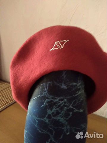 Берет женский новый