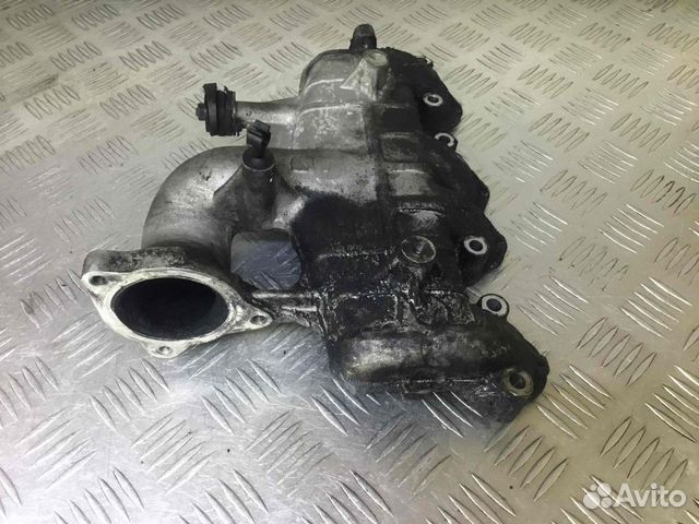 Коллектор впускной Volkswagen Passat 038129713ap A