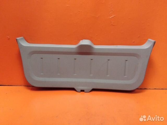 Обшивка крышки багажника Ford Escape 2008