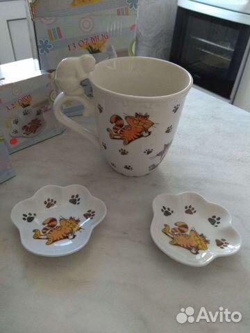 Кружка и 2 подставки для чайных пакетиков