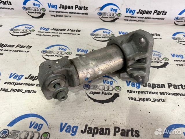 Усилитель бампера Audi A4 B6 AMB 2004