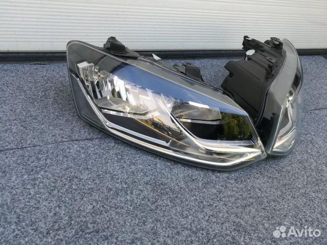 Фольксваген поло с 2018 - фары новые 2 лампы Н7-Н7