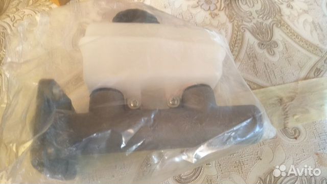 Цилиндр главный тормозной