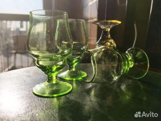 Рюмки цветное стекло Чехия