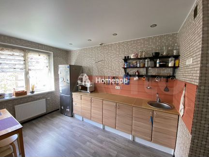 3-к. квартира, 82 м², 6/10 эт.