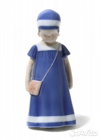 Фарфоровая фигура 