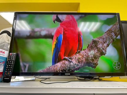 Телевизор Samsung UE32J4500 Smart TV