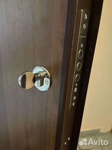 Замена замка двери, личинки, замена ручки в двери