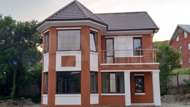 Дом 145 м² на участке 6,5 сот.