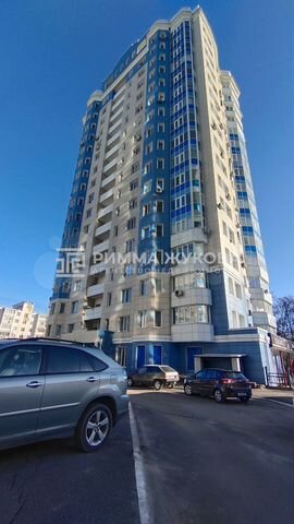 3-к. квартира, 121 м², 3/17 эт.