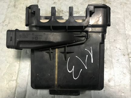 Отсек управляющей электроники BMW F10 F01 F02 F07
