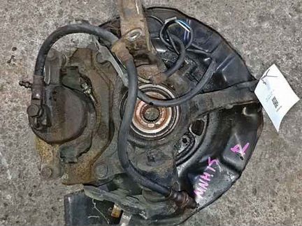 Кулак поворотный со ступицей правый Lexus RX