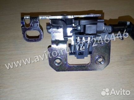 Замок спинки дивана Мерседес 204 A 2049200372