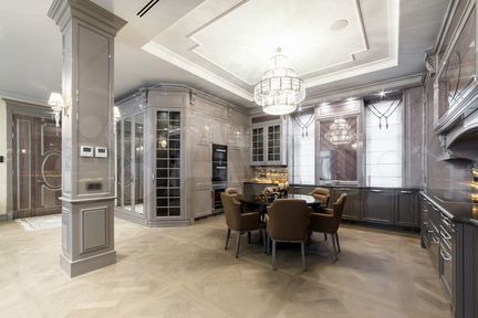 4-к квартира, 181 м², 3/6 эт.