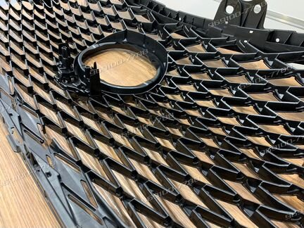 Решетка Lexus NX 2014 - 2017 F-Sport с молдингом