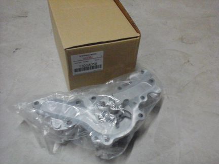 Помпа Mitsubishi Outlander XL