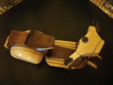 Мотоцикл мопед деревянный сувенир