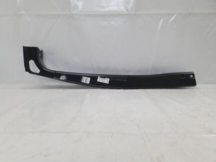 Стойка кузова задняя правая Renault Dokker