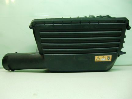 Корпус воздушного фильтра Mercedes 274 двигатель