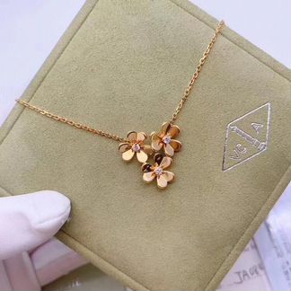 Золотая подвеска