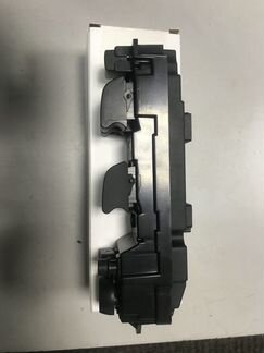 Блок кнопки стеклоподьемник Mazda 2 DE 08-16