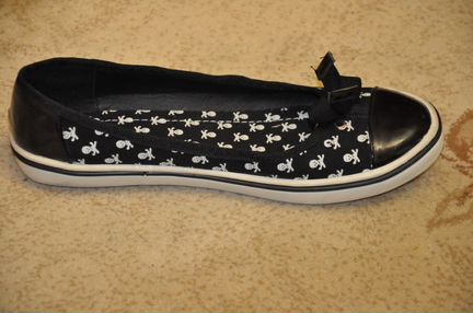 Продаю новые женские туфли