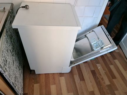 Посудомоечная машина ariston ll40