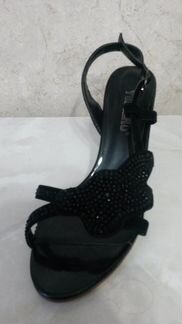 Босоножки. Новые