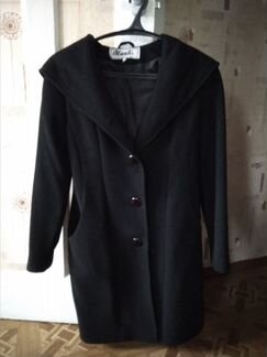 Отличное женское пальто с капюшоном