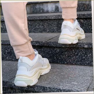 Balenciaga Triple S кроссвоки женские