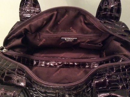 Кожанная лаковая сумка