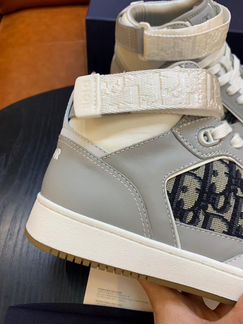 Кроссовки Dior