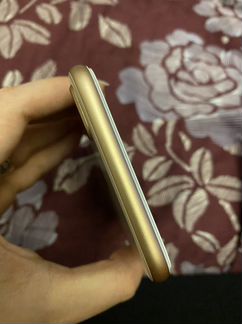Телефон iPhone 8 plus 64gb apple