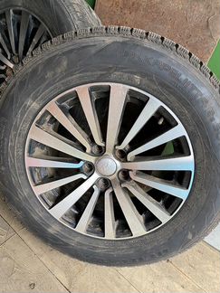 Колеса зимние в сборе Nokian 235/65R17