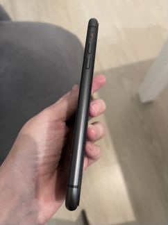 Телефон iPhone 11 64 g