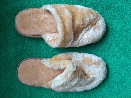 Меховые тапочки из овчины