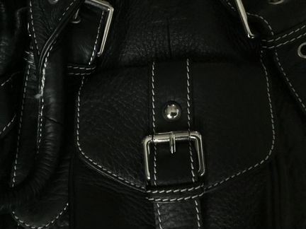 Новая кожаная сумка