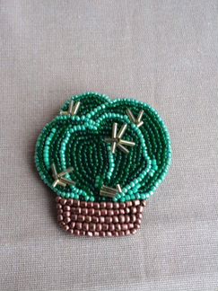 Брошь из бисера 